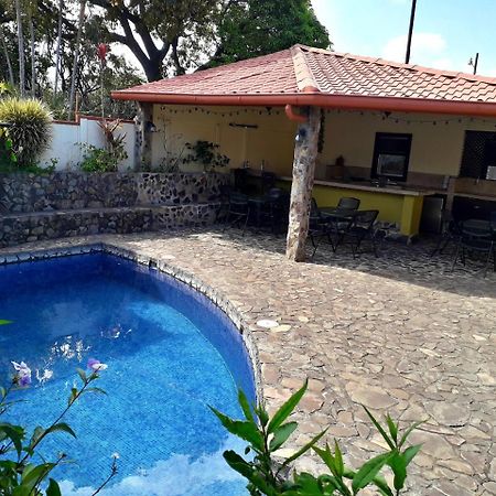 Dos Palmas Studio Apartments Río Segundo Kültér fotó