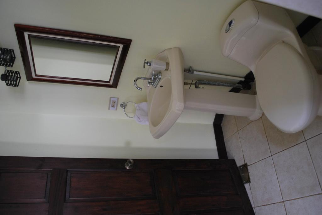 Dos Palmas Studio Apartments Río Segundo Kültér fotó